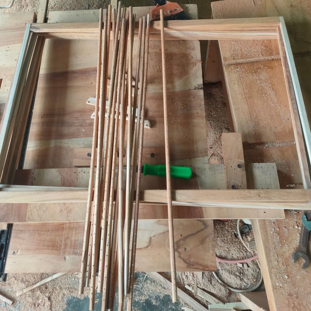 Frame Box Sangkar Ternak Kenari Kayu Jati sabuk bulat