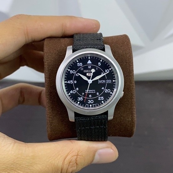 SEIKO 5 Automatic SNK809K2