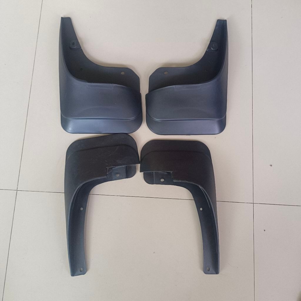 MUD GUARD KARPET KARPET TOYOTA AVANZA TAPE G