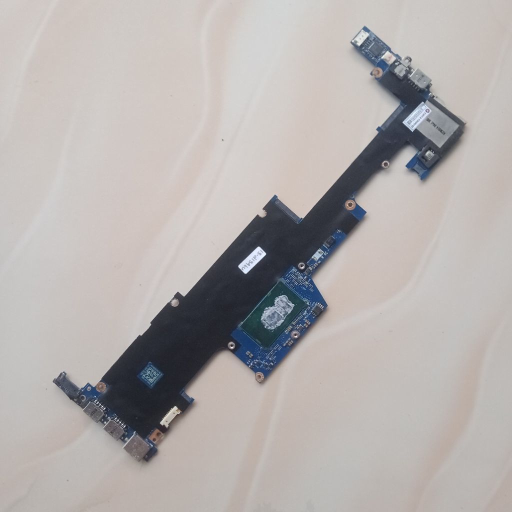 motherboard mati laptop hp envy 13-d134tu model TPN-C120 core i7-6500u LA-C482P