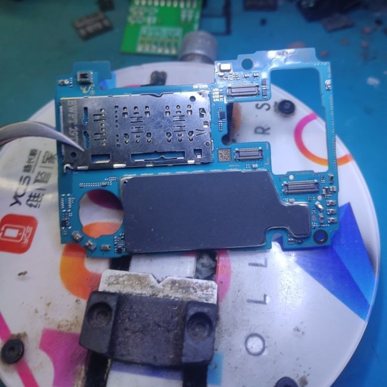 mesin Samsung A32 minus sinyal