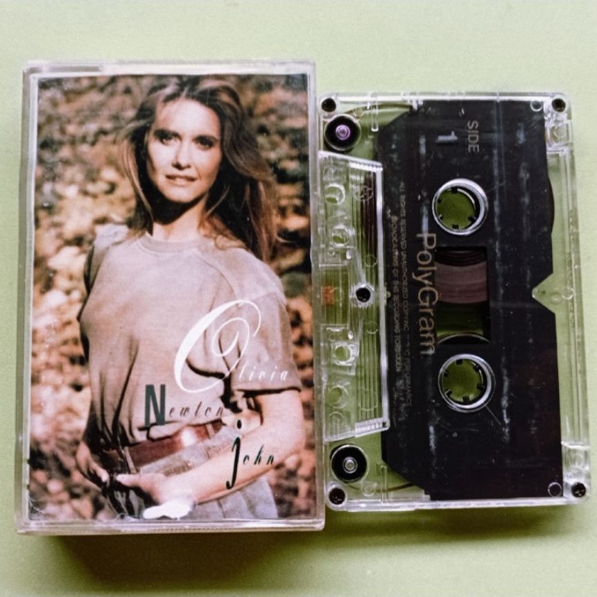 Kaset pita : OLIVIA NEWTON JOHN - BACK TO BASICS.