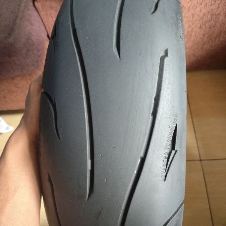 ban moge ring 17 tubeles 120/70 150/60