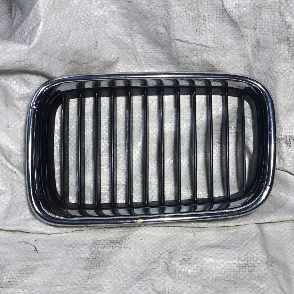 Grille Grill Radiator BMW Seri 3 E36 KIRI Original