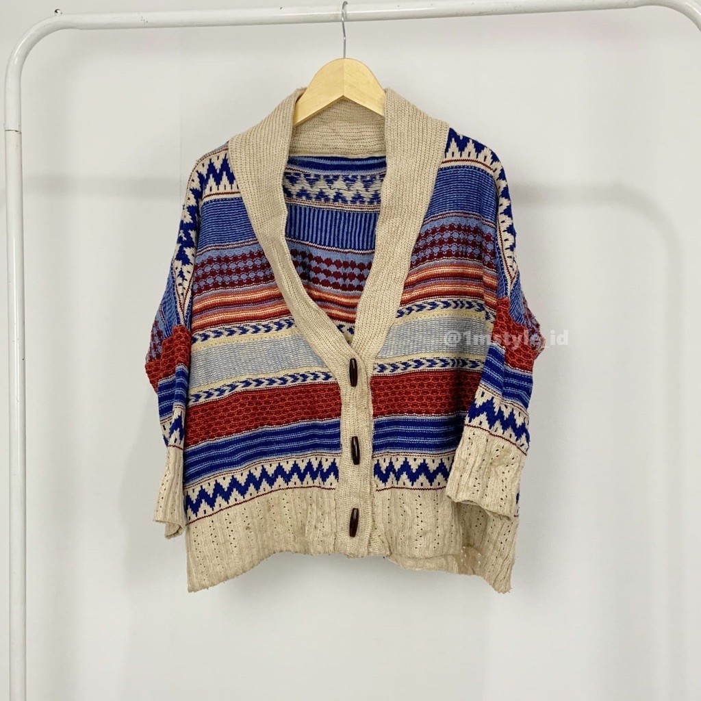 CR013 - Cardigan Motif