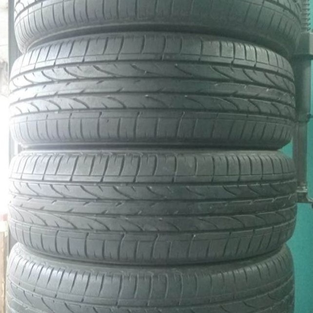 ban mobil 215/60 R17