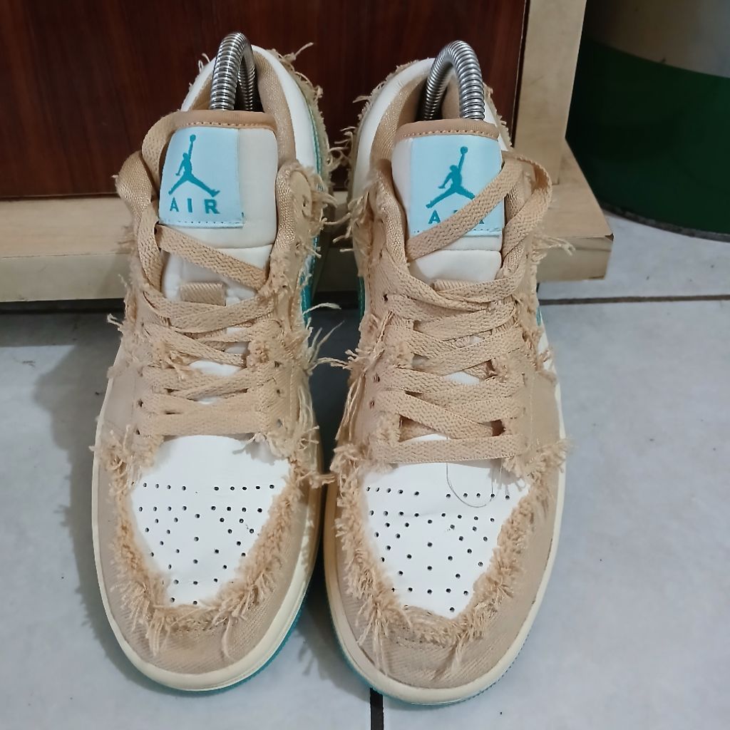 Nike Air Jordan 1 Low SE wave Women size 38,5 insole 245 made in Vietnam original
