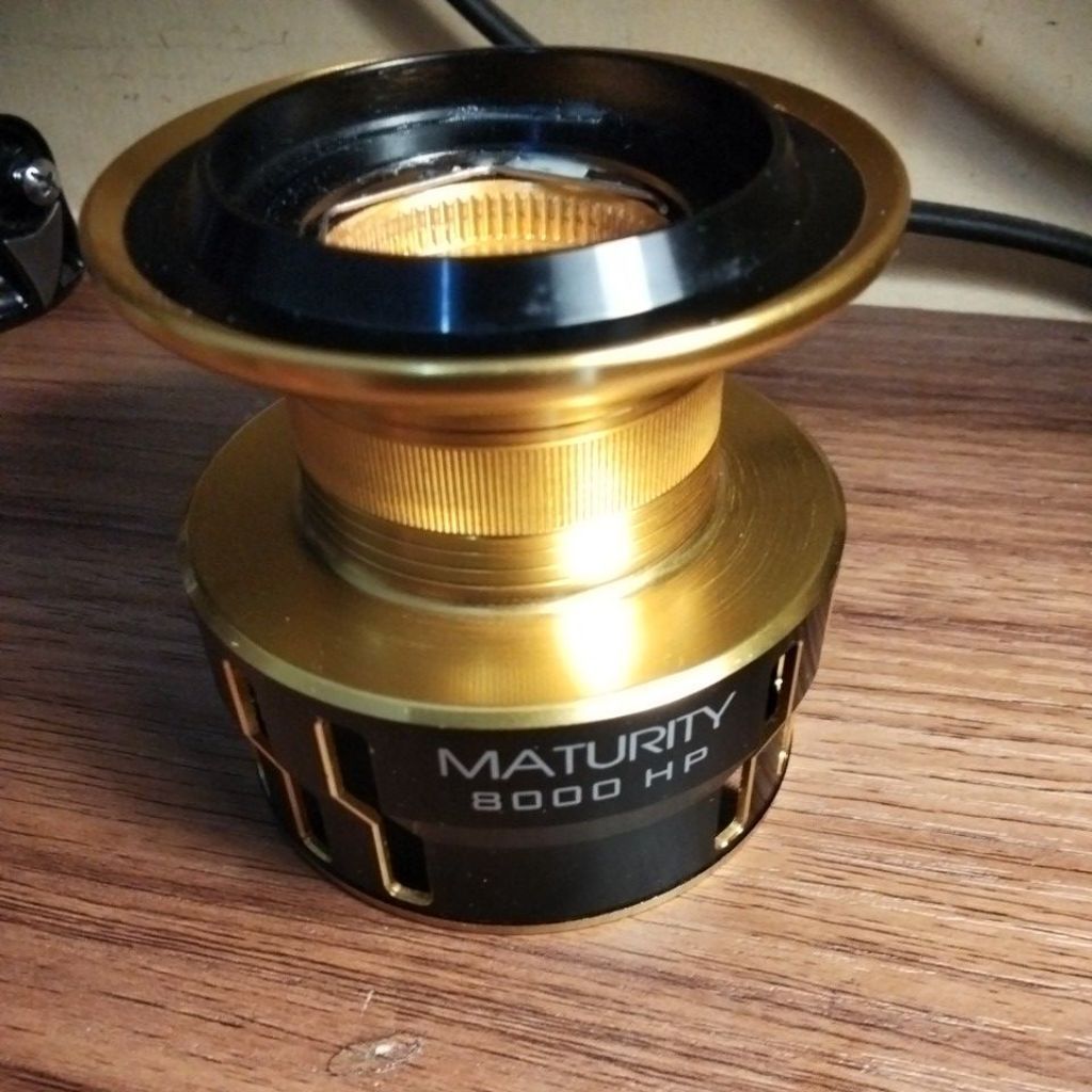 Spool ryobi maturity 8000