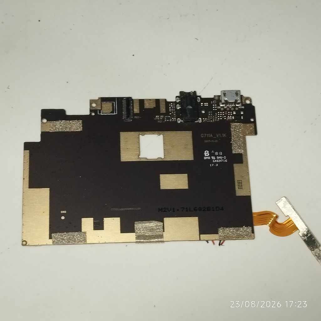 Mesin Tablet Advan I7U RAM 2/16 4G [Normal]