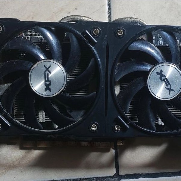 jual VGA merk XFX R9 370P 4GB DDR5 (minus)