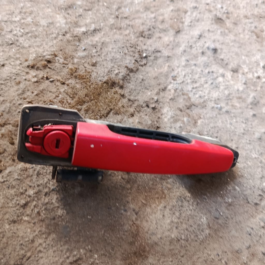 handle pintu luar Geely mk1 kiri depan