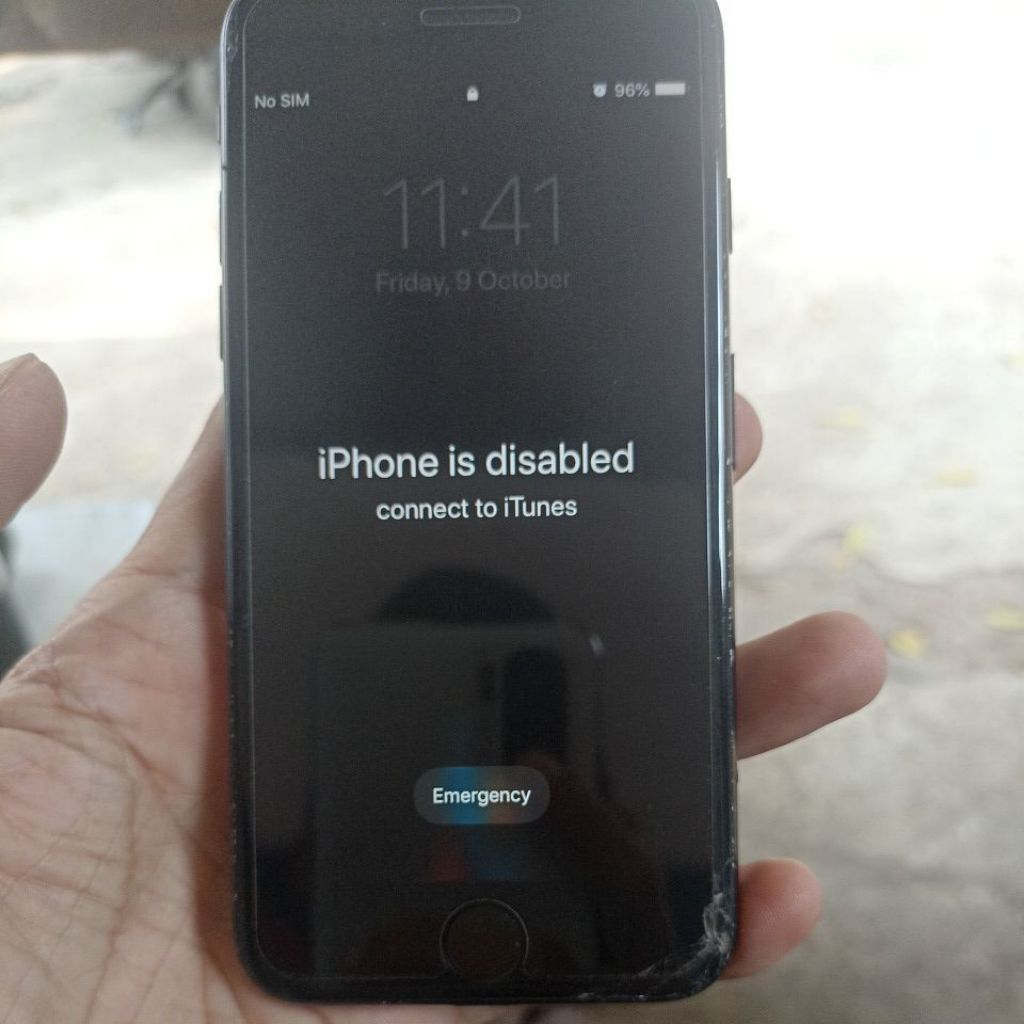 iphone 7 Lock ICloud