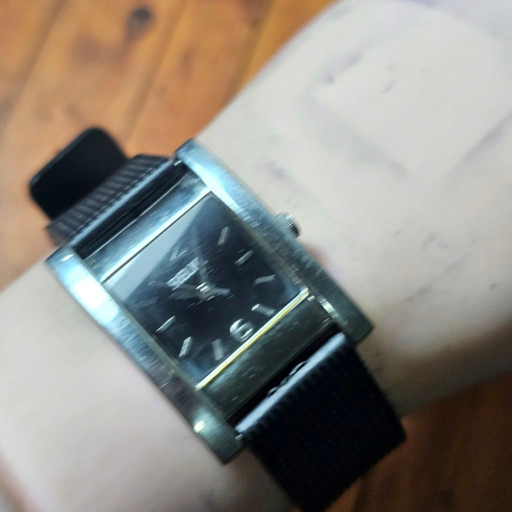 Jam Relic ZR55064 Silver Dial Black Kotak Ladies Bekas