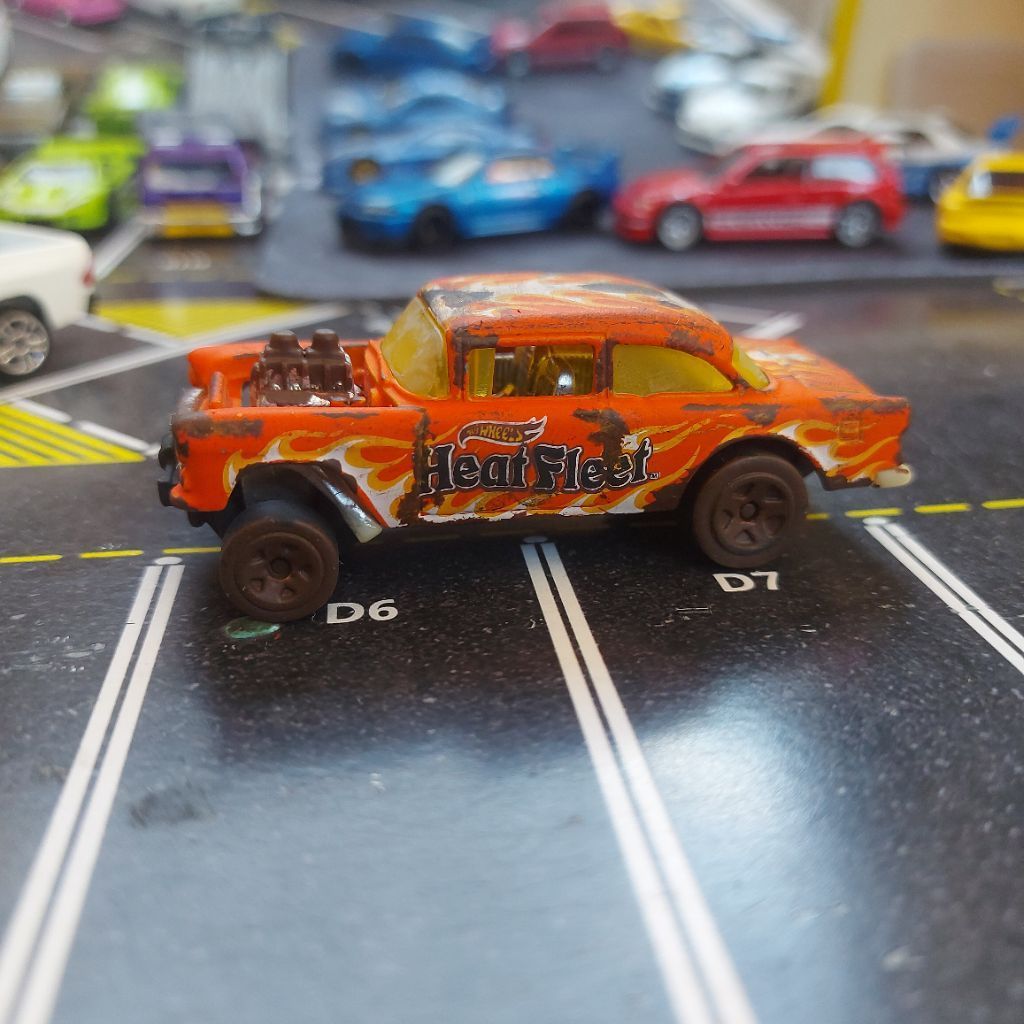 Hot Wheels Chevrolet Gasser custom kastem Junk Rusty orange
