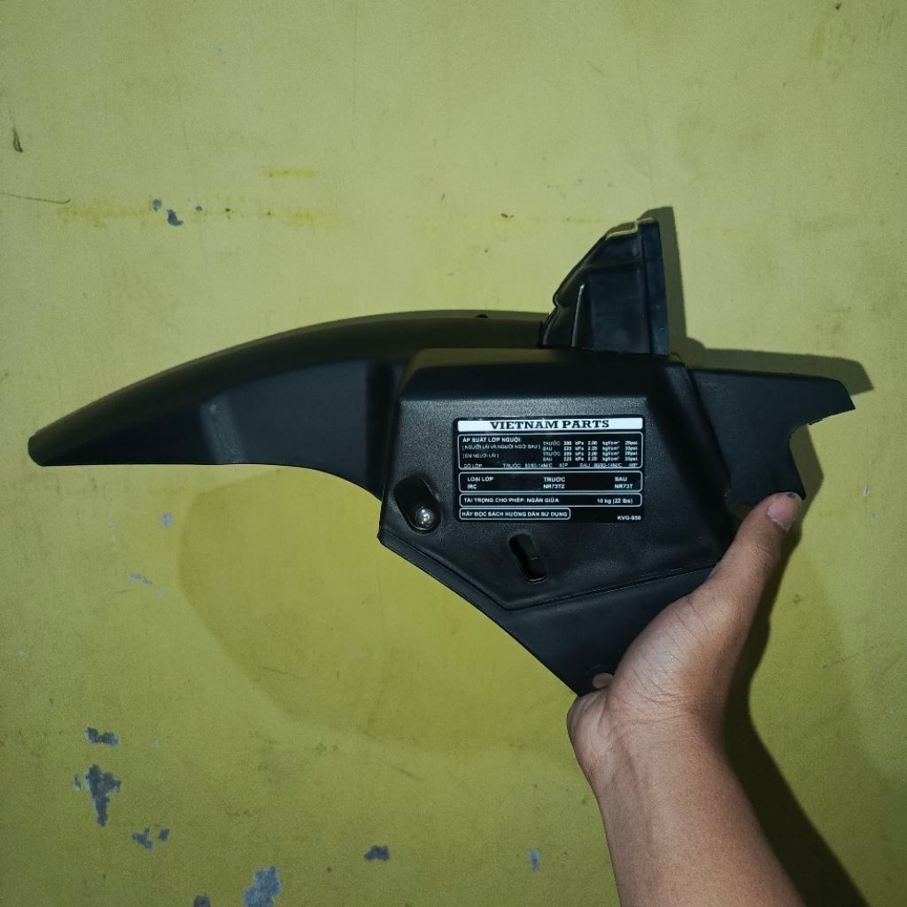 HUGGER PNP VARIO 110 TECHNO / KARBU SET TUTUP FILTER