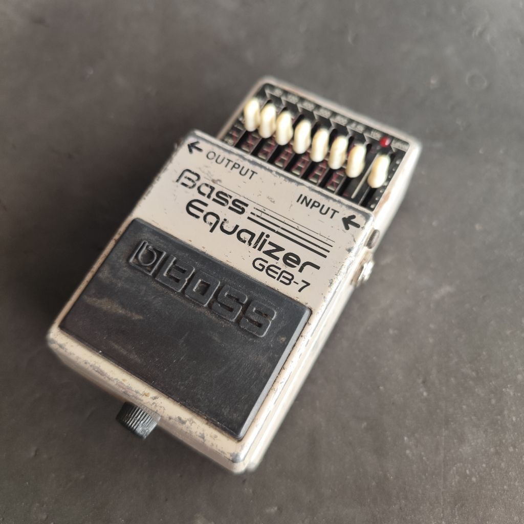 Boss GEB 7, Bass Equalizer, Efek Bass, Preamp Bass