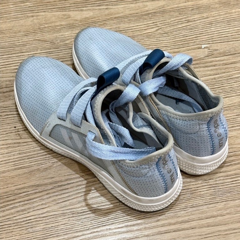 Running Shoes Adidas (Preloved)
