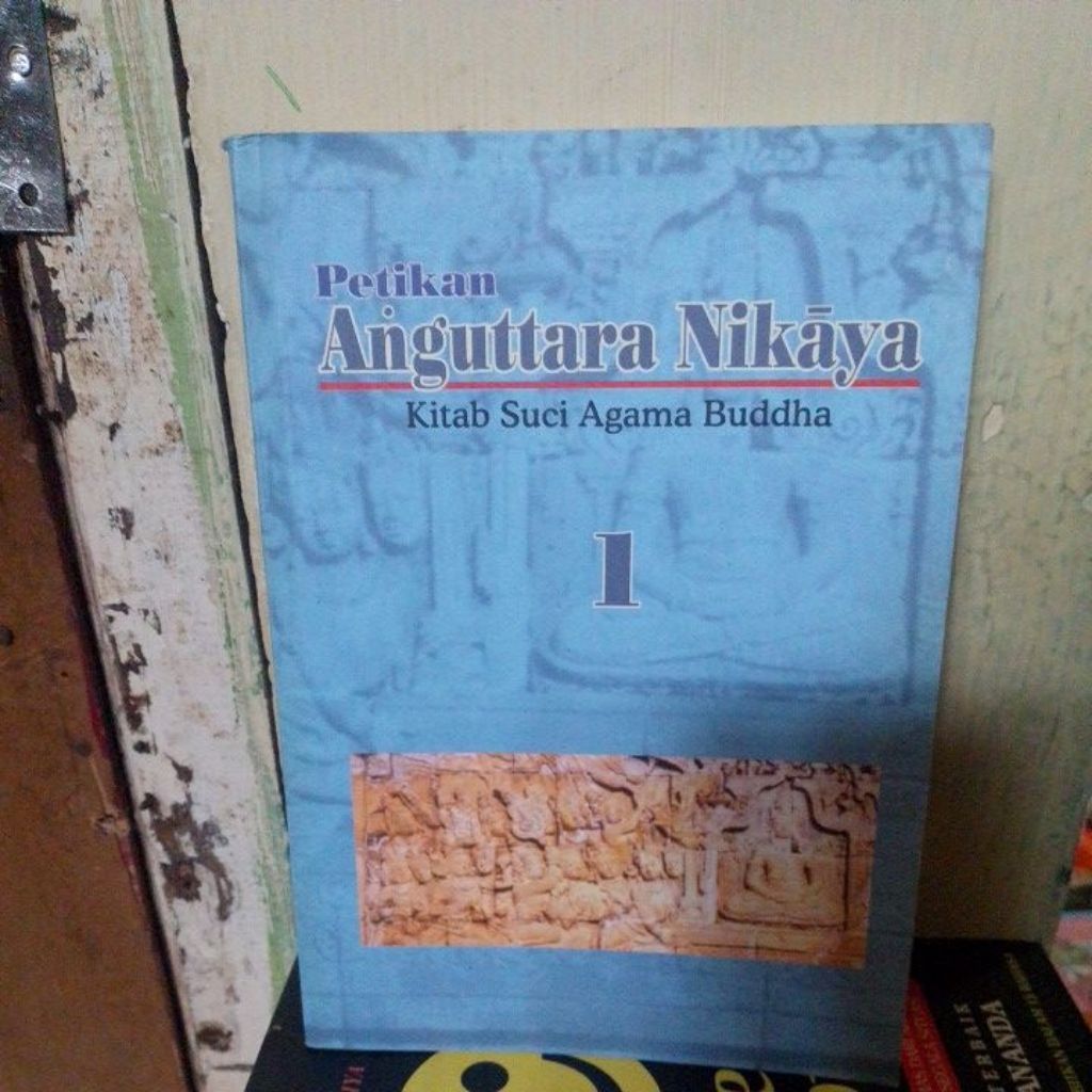 kitab suci agama Budha