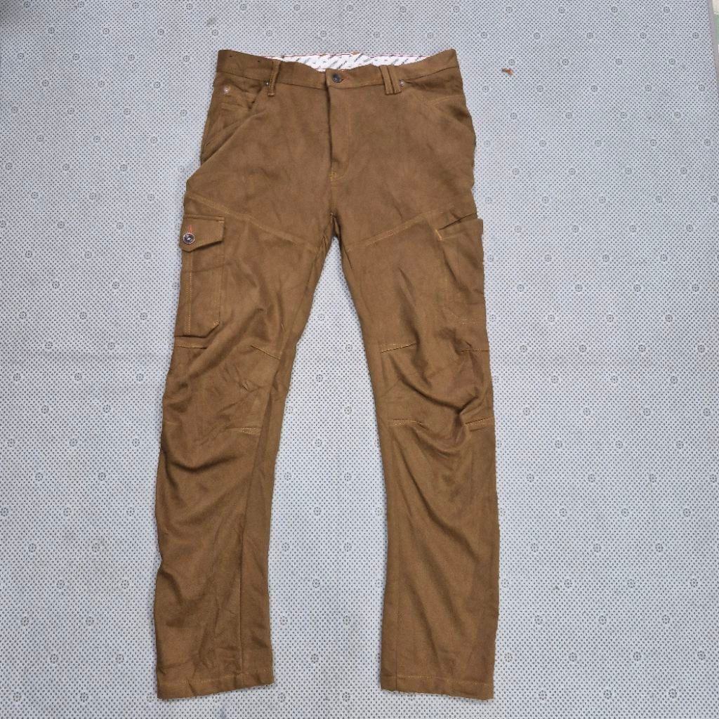 Celana Panjang Fieldcore Cargo Pria(36-38)