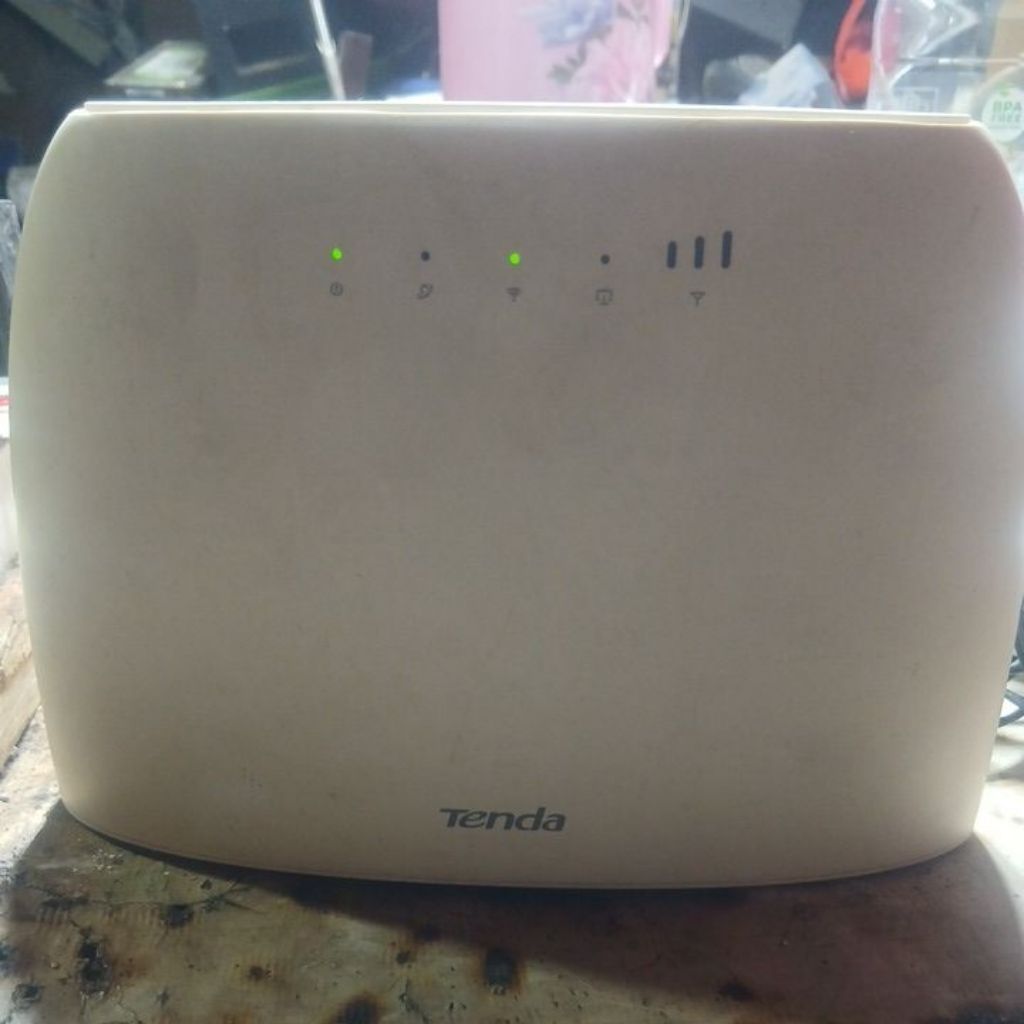 Tenda 4G03 N300 Wifi 4G Router