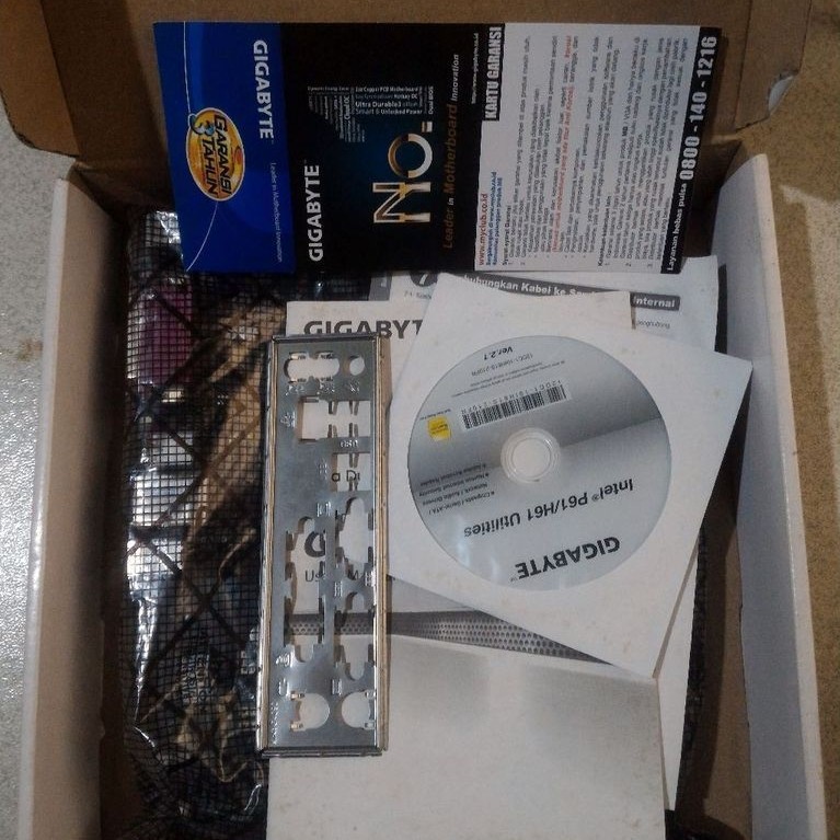 Motherboard Gigabyte GA-H61M-S2P-R3 LGA 1155 DDR3 [MINUS NO DISPLAY / BAHAN SERVIS]
