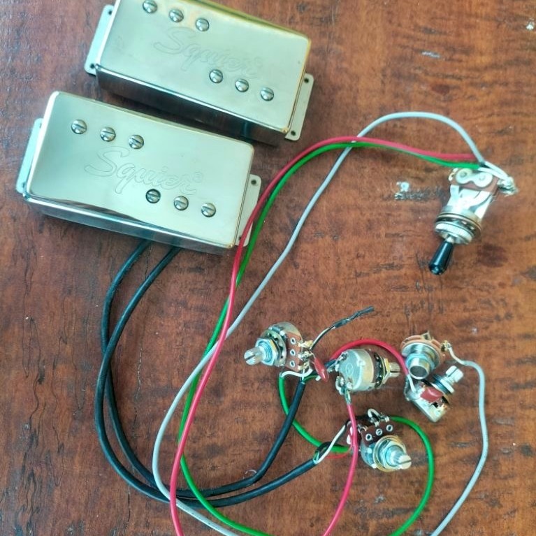 Pickup Loggo Squier Set Bridge-Neck