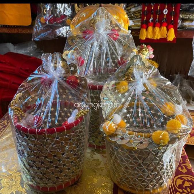 <<<<<] TEMPAT DAKSINA (BESAR)