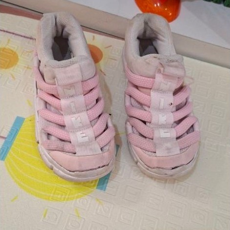 Preloved sepatu nike original