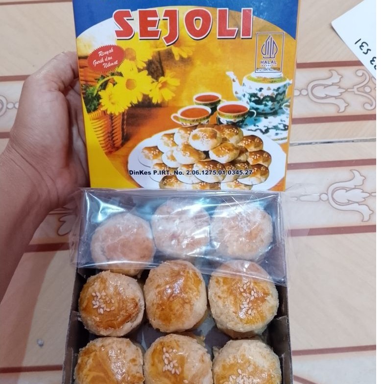 Roti kacang SEJOLI  variant KACANG HIJAU