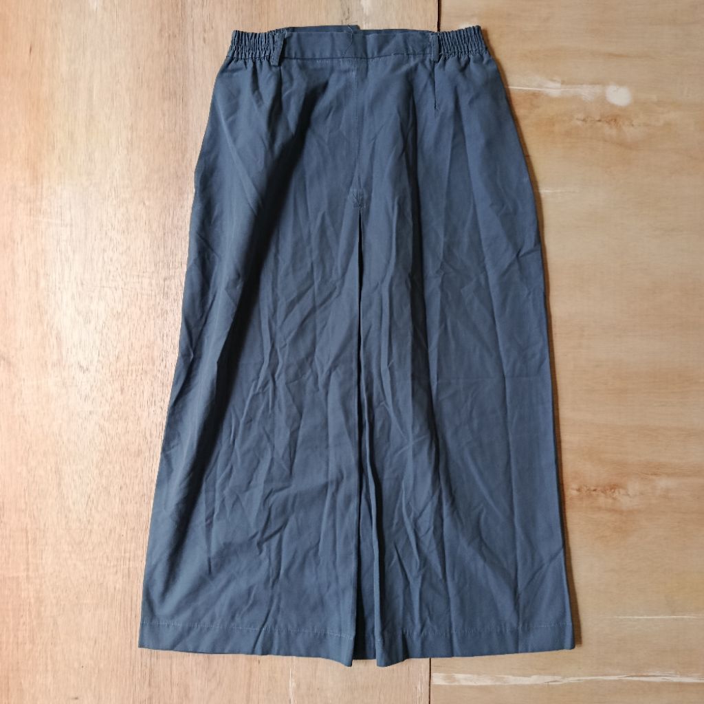 preloved rok span abu sma smk merk seragam kualitas bagus / zoro 42
