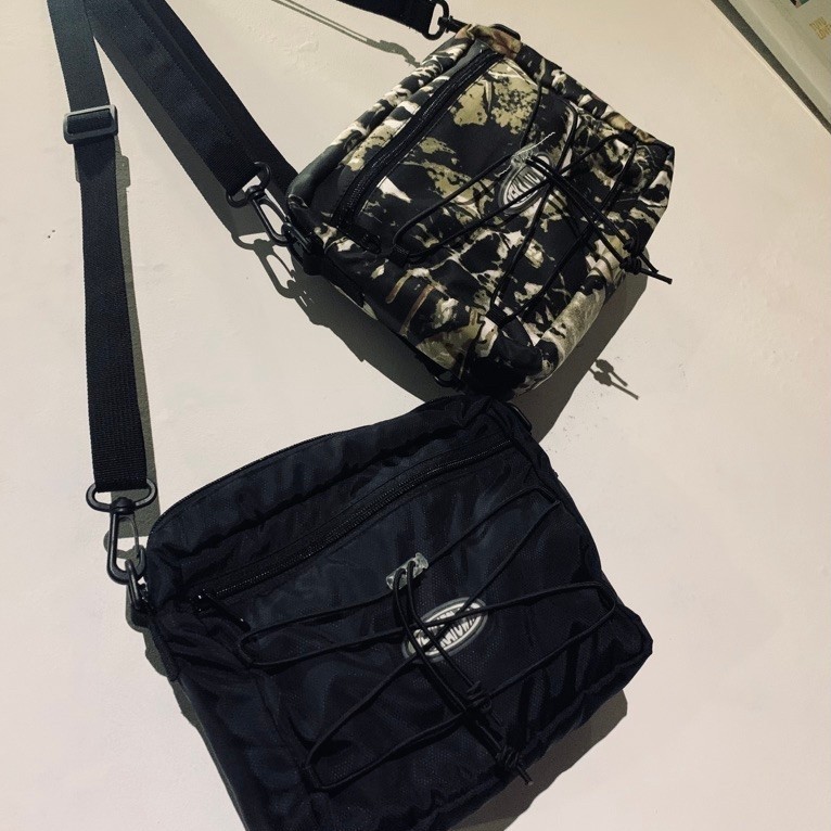 YEKKATOWN SLING BAG MINI - REAL TREE & BLACK