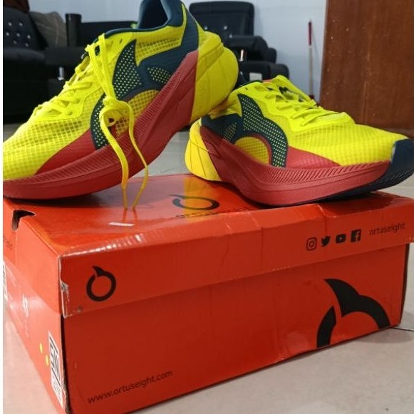 Sepatu Lari ORTUSEIGHT HYPERFUSE 3.0
