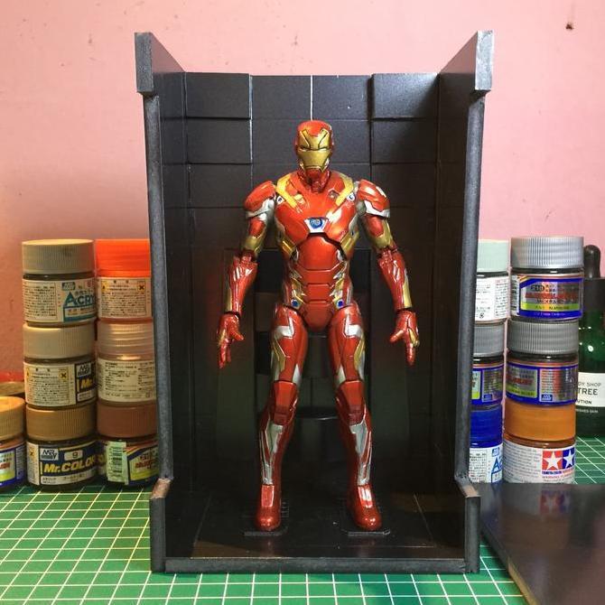 Hall of armor HOA Ironman marvel legends, Hangar ironman