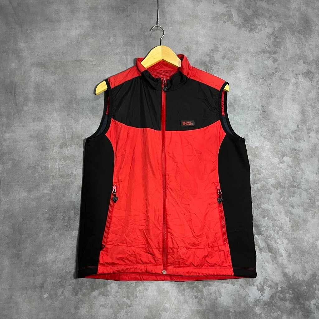 Vest rompi fjallraven merah hitam original second preloved