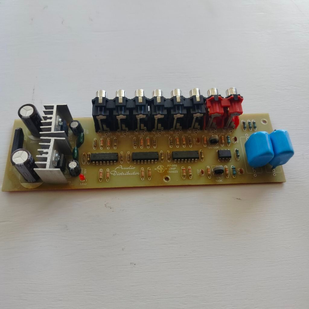 Kit Audio Distributor