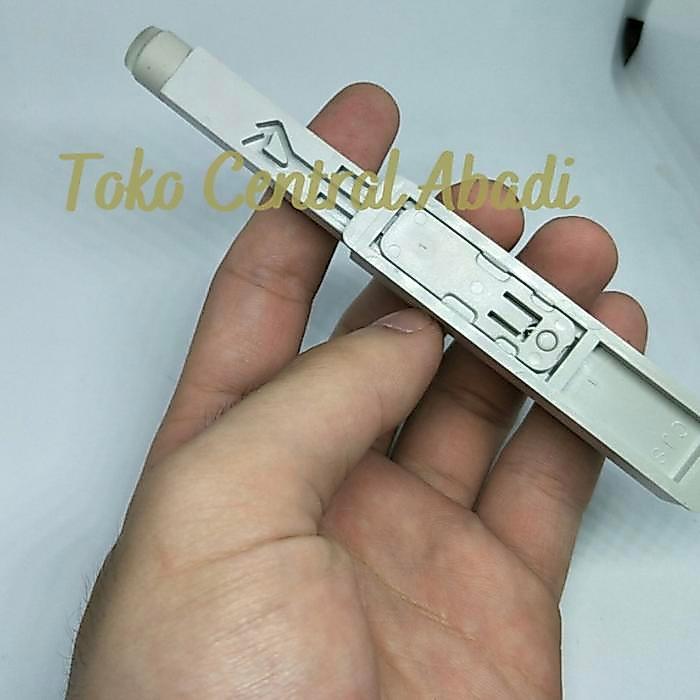 SALE Tip on pendek push open pintu push to open