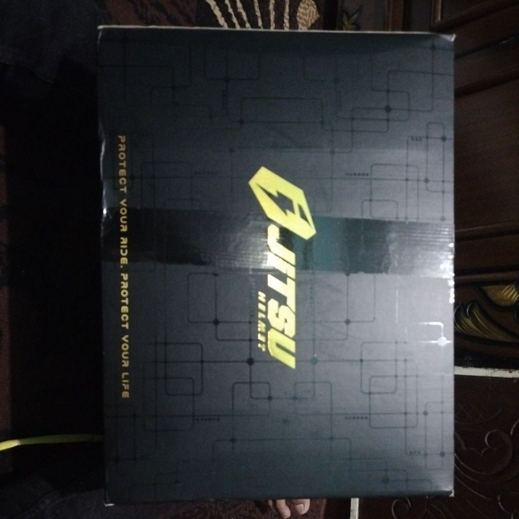 helmet Jitsu hybrid motif carbon