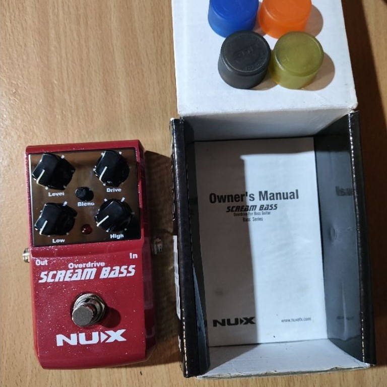 Efek Bass Nux Overdrive Scream