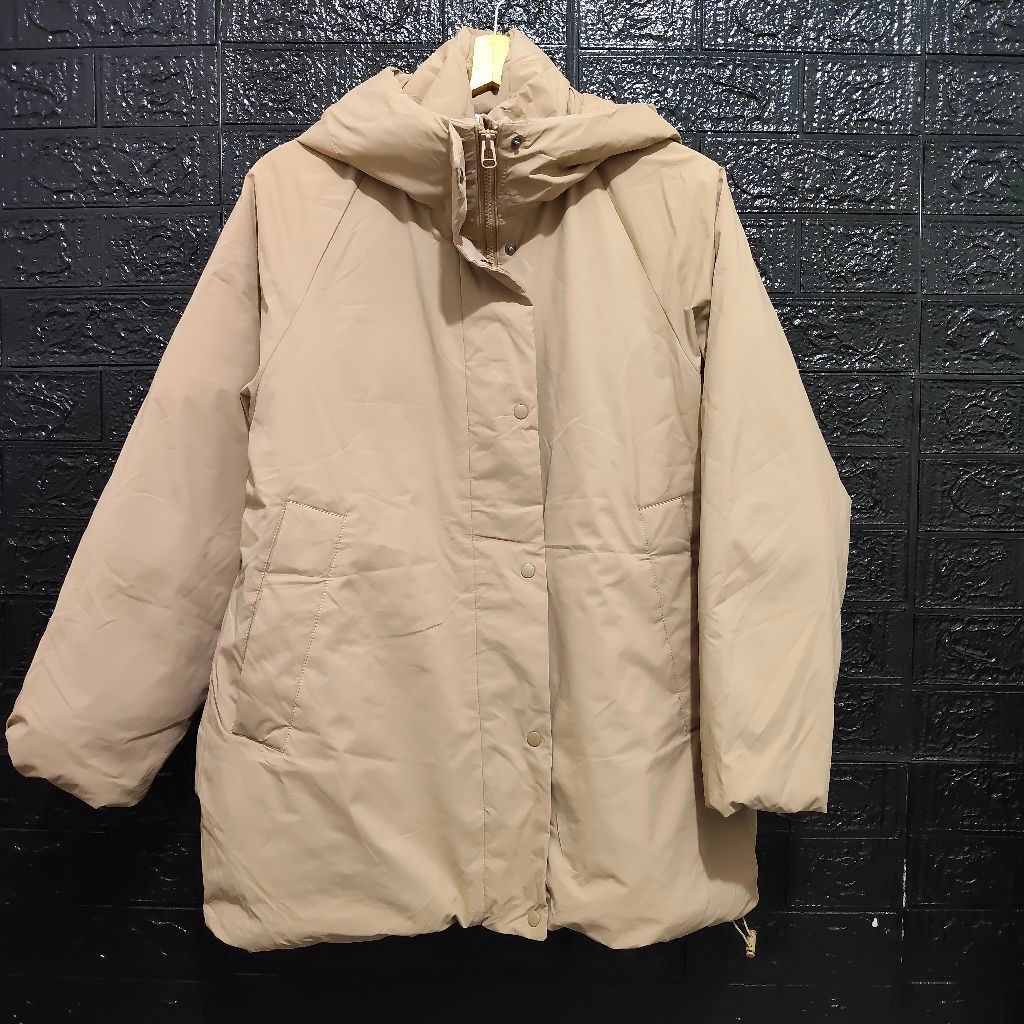 GU Uniqlo Women WARM PADDED Stitchless Coat krem