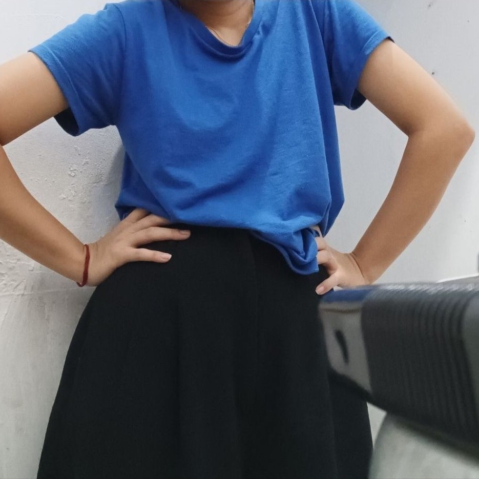 baju biru bajunya