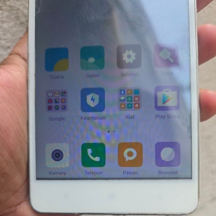 Redmi note 3 ram 2/16 minus ringan