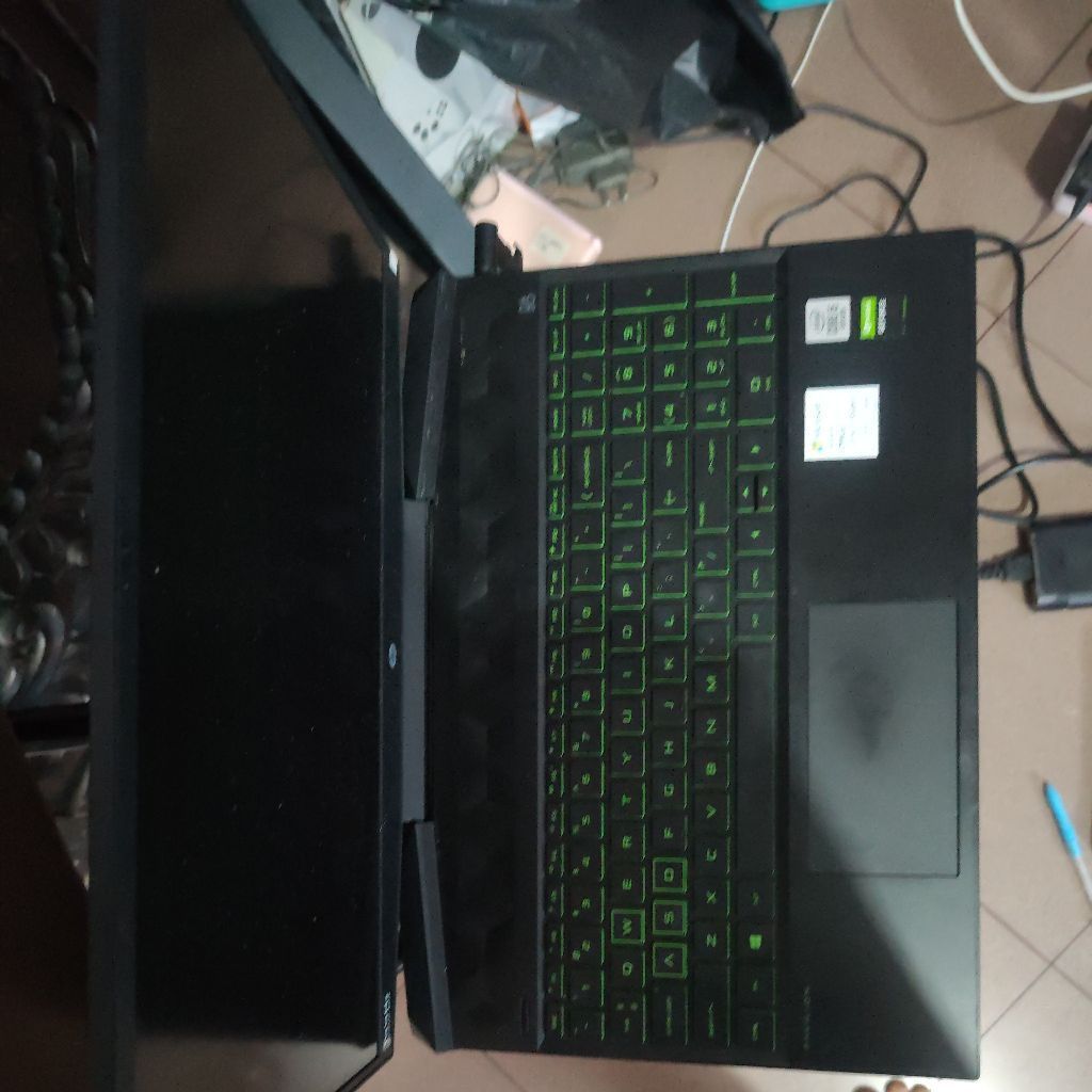 HP Pavilion Gaming Laptop 15-dk1064tx RTX 2060,Intel Core i5-10300H 8GB RAM
