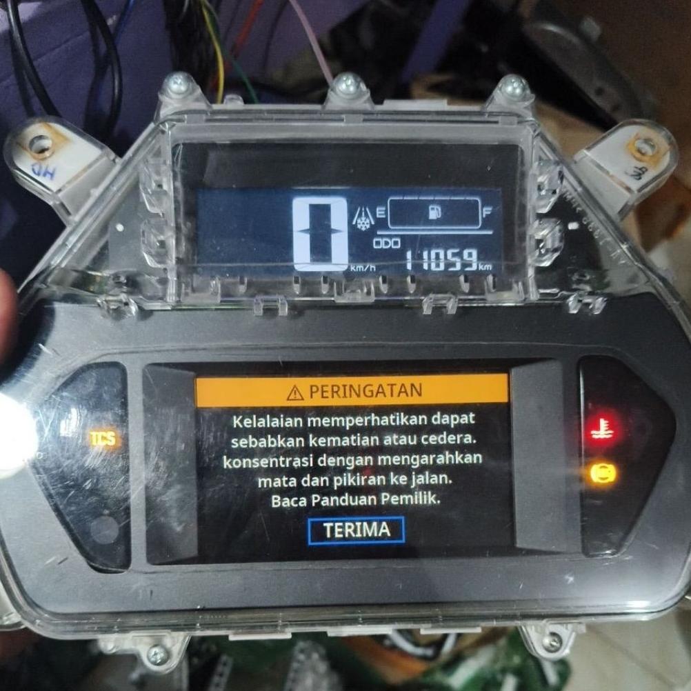 ORIGINAL SERVIS LAYAR TFT SPEEDOMETER XMAX 250 TECHMAX ( MENGATASI KERUSAKAN MODUL DAN LCD TFT )