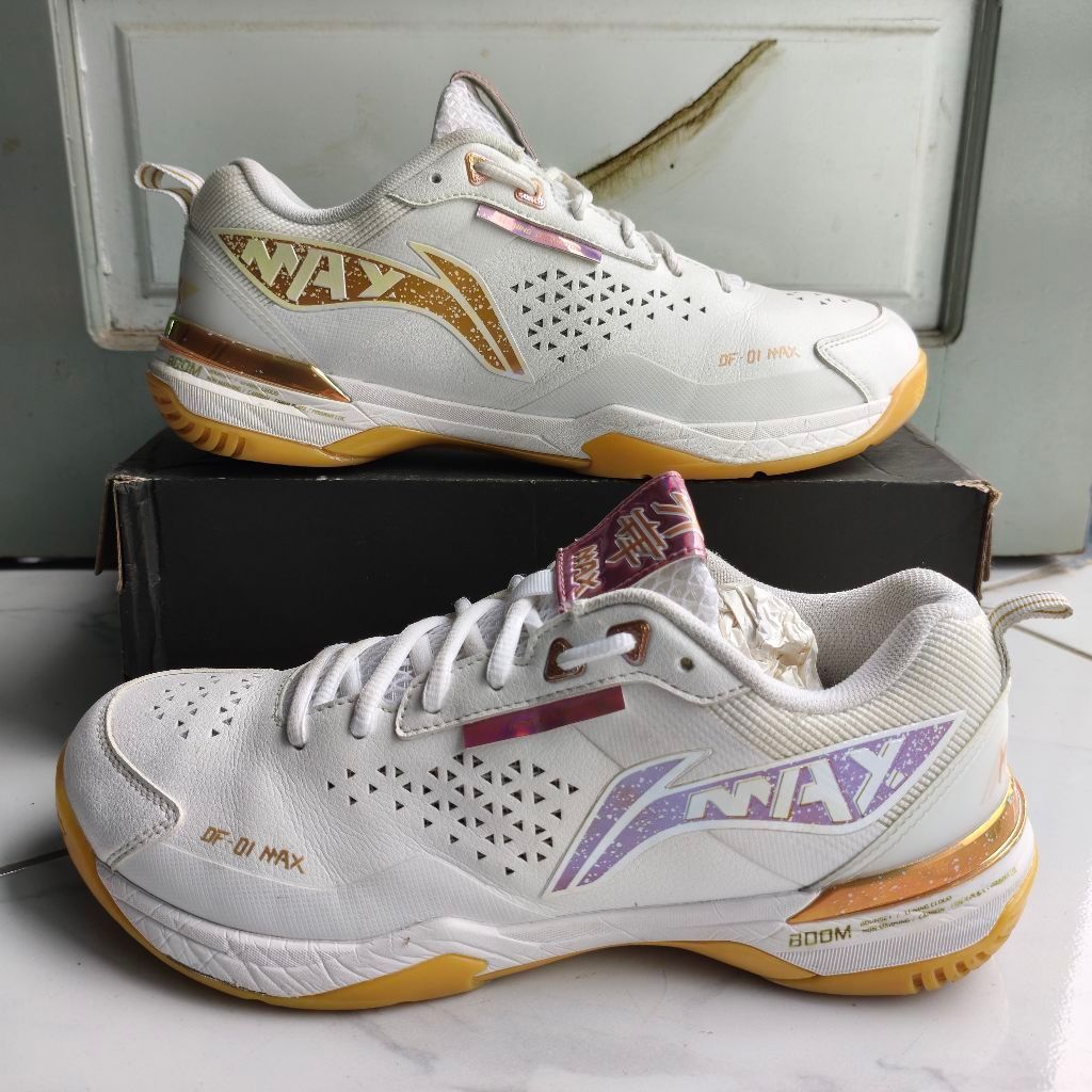 Sepatu Badminton Lining Df 01 Max sz 42 (Second)