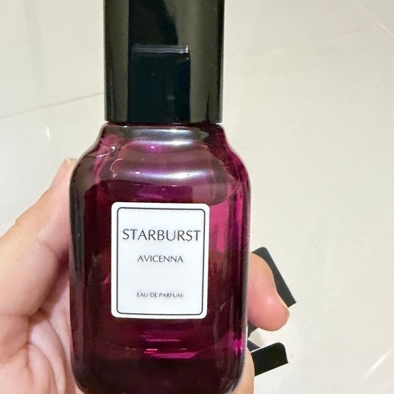 Parfum Eau De Parfum Starburst Avicenna botol warna ungu