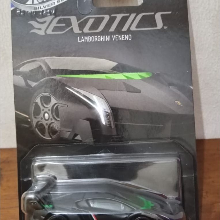 LAMBORGHINI VENENO