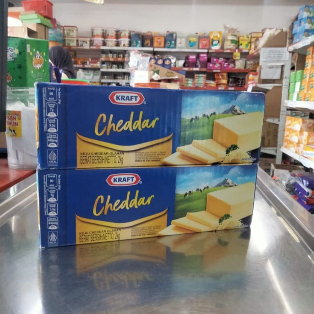 kraft keju Cheddar keju parut 2kg ( expired OKT 2026 )
