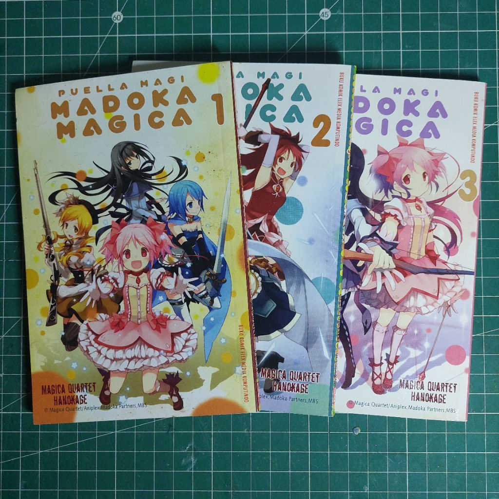 Komik Puella Magi Madoka Magica 1-3 set lengkap tamat