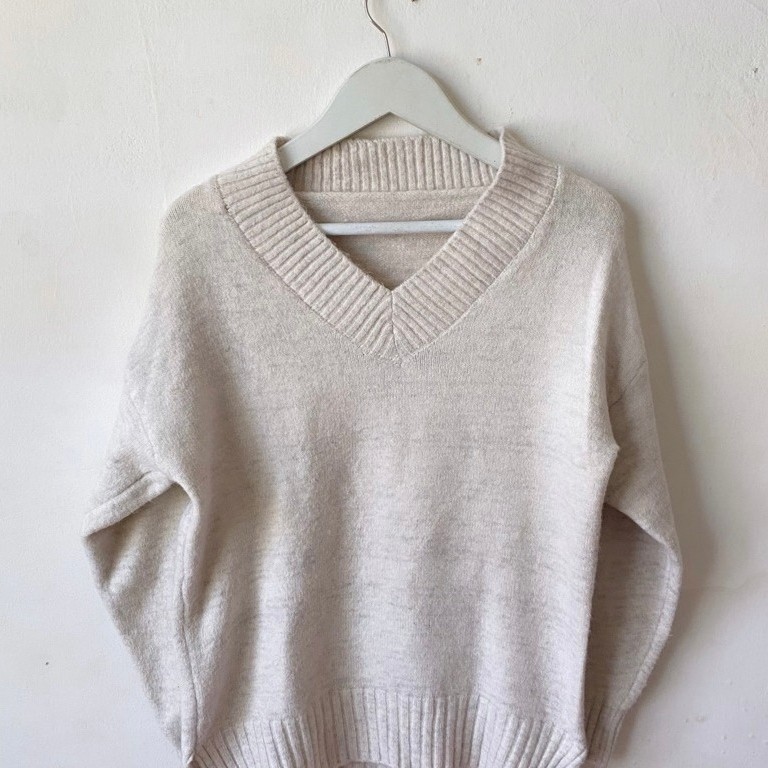 sweater v neck