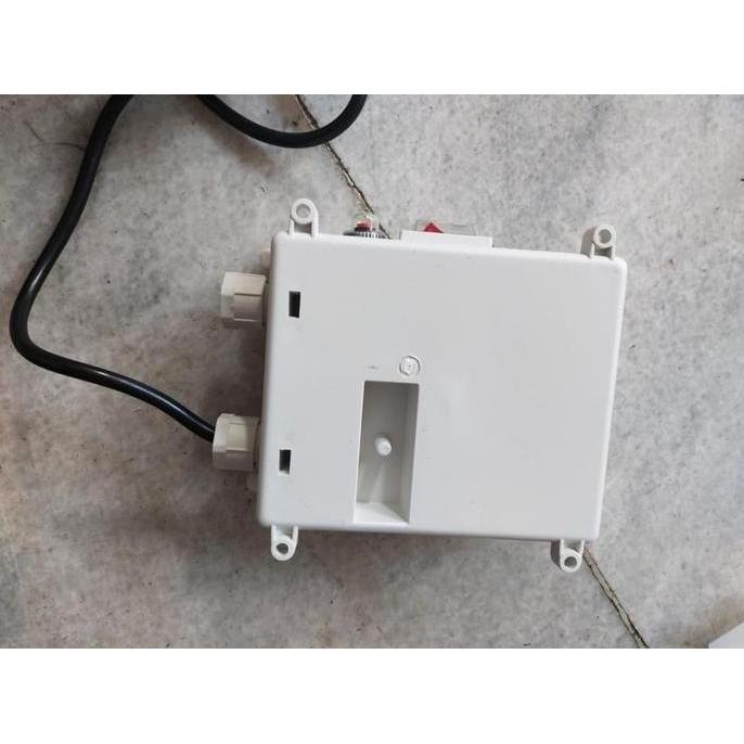 MAXPUMP Panel Control Kontrol Box Pompa Air Satelit Submersible 0.5HP 3 Inch 220V 50Hz 6A dengan Kap